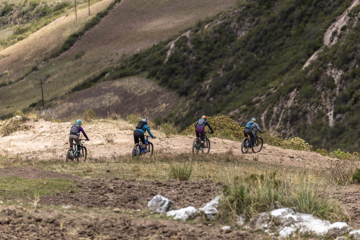 women's mountain bike camps in Peru